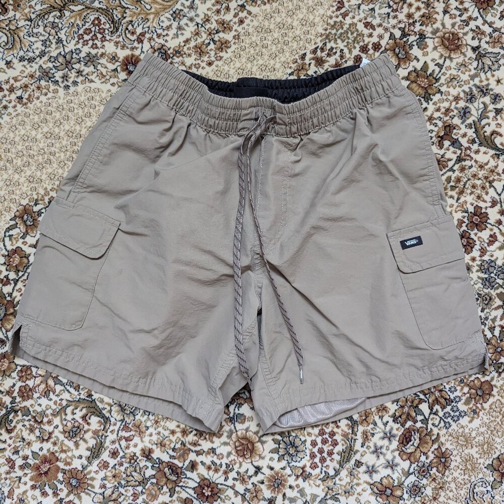 vans relaxed fit cargo shorts sz small